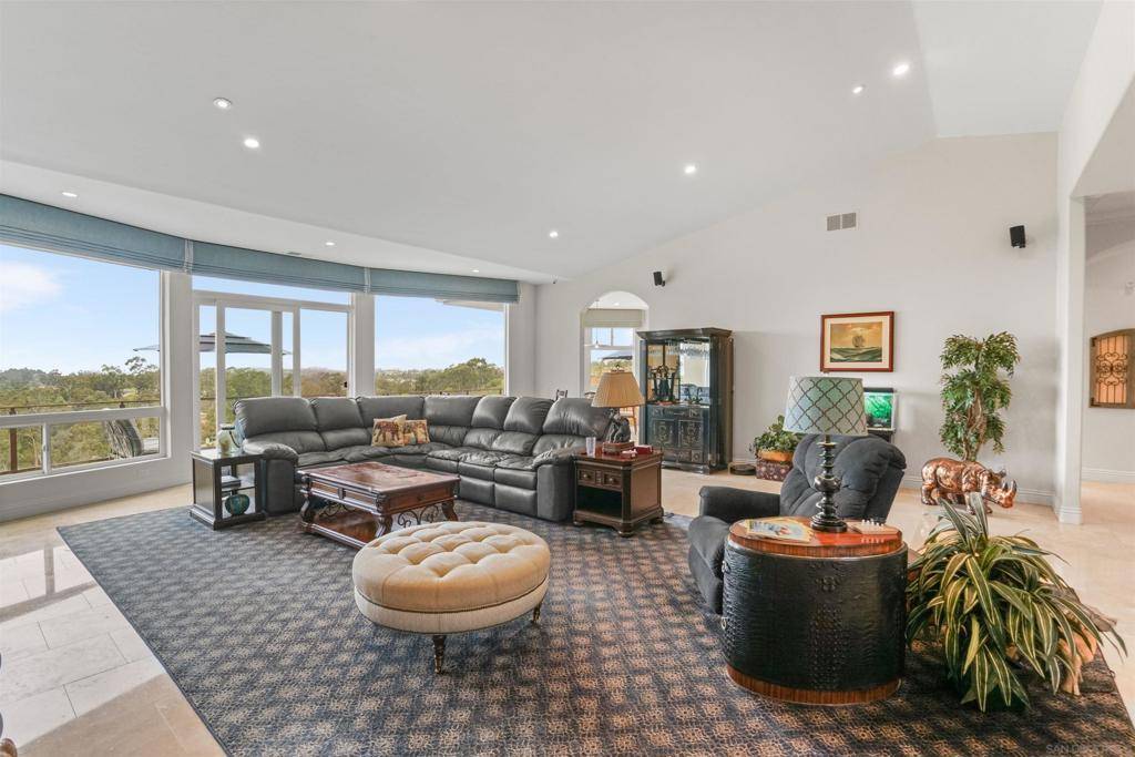 San Diego, CA 92131,10636 Birch Bluff Ave