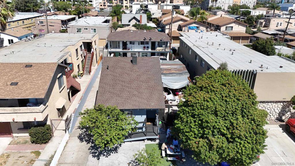 San Diego, CA 92105,3833 39 N 42nd St