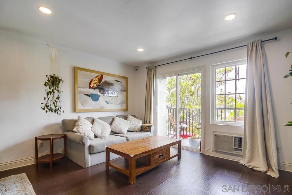 San Diego, CA 92126,10248 Maya Linda Rd. #33