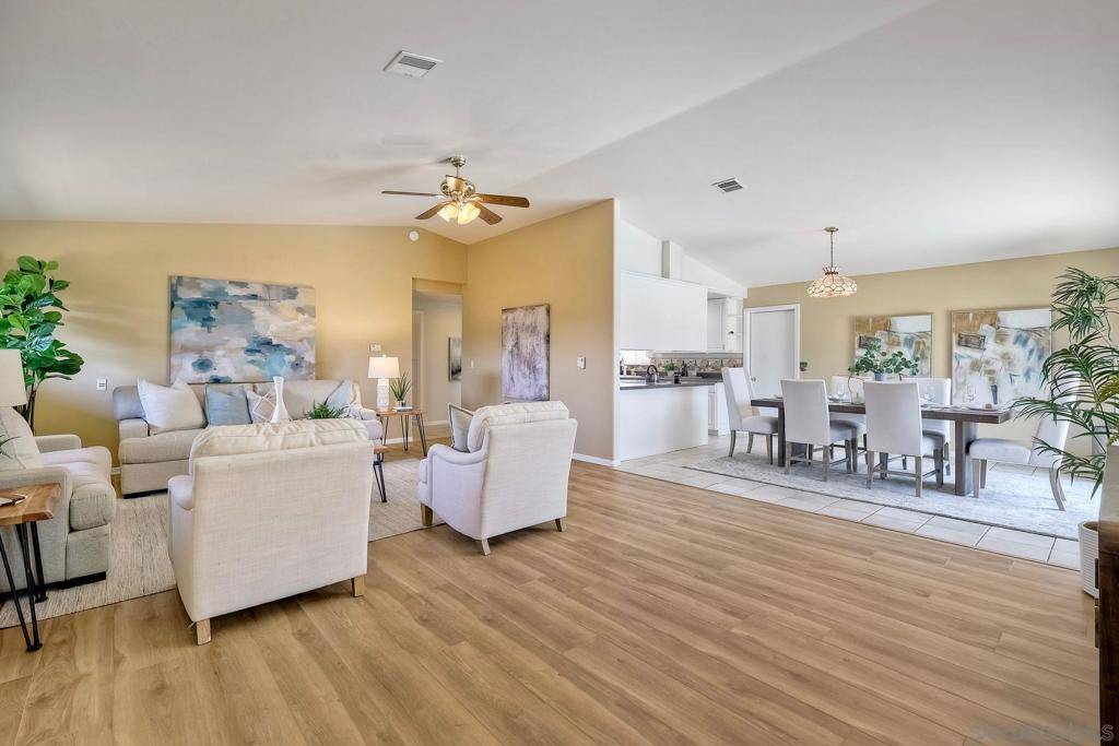 San Diego, CA 92128,12617 Parish Rd