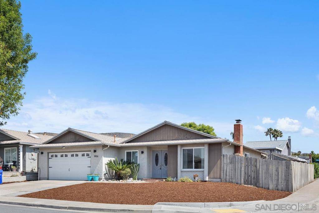 Santee, CA 92071,9956 Via Debbie
