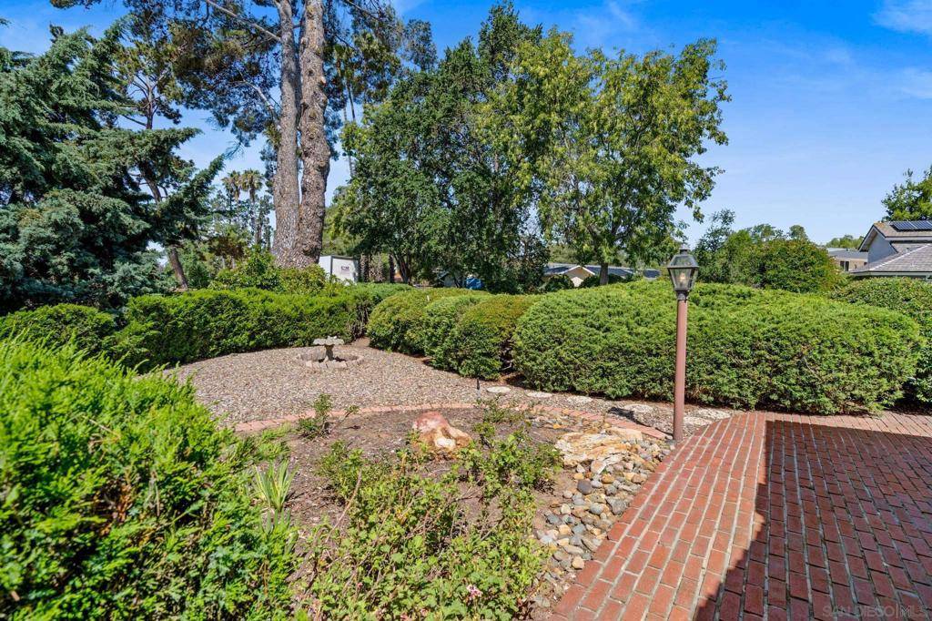 Poway, CA 92064,17119 Saint Andrews Dr
