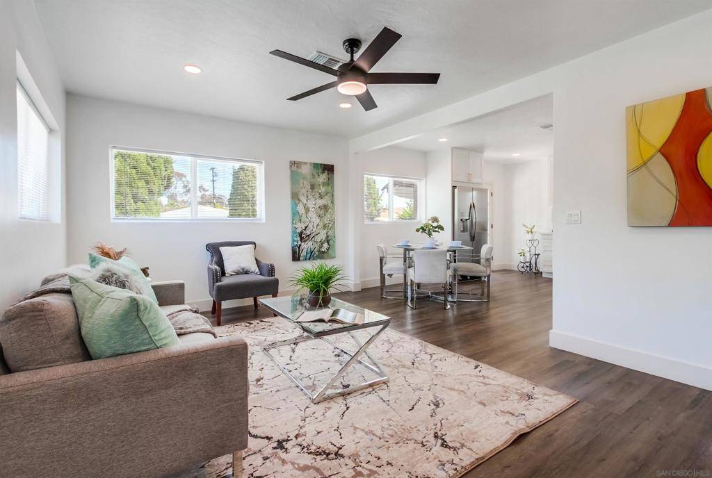 Oceanside, CA 92054,1303 Center Ave