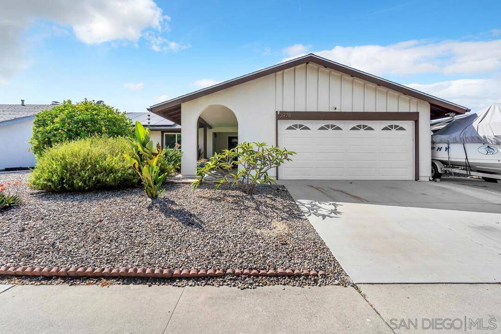 Oceanside, CA 92056,3978 Shenandoah Dr
