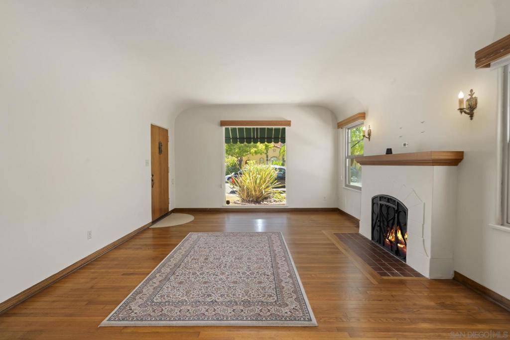 San Diego, CA 92115,4630 El Cerrito Dr