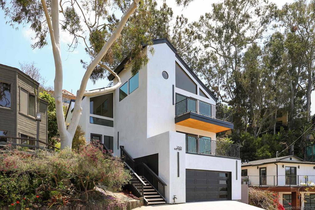 Mission Hills (san Diego), CA 92103,2861 Brant st.