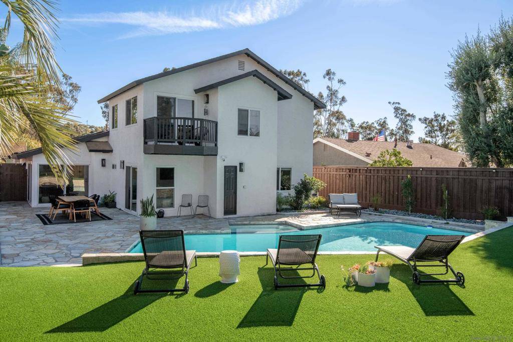 San Diego, CA 92131,11646 La Colina