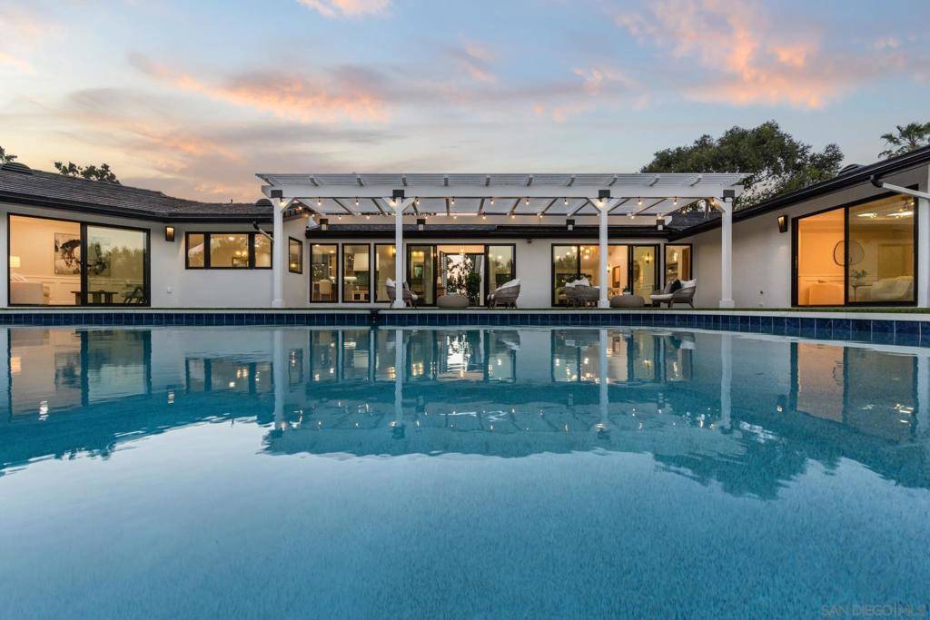 La Jolla, CA 92037,2975 Woodford Drive