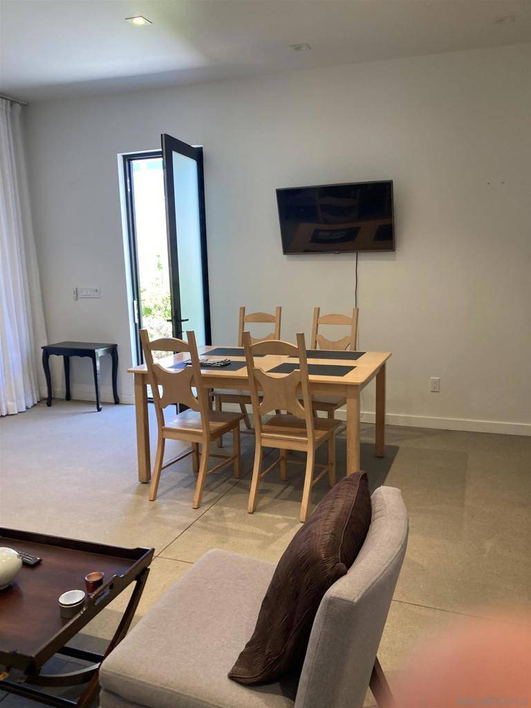 Solana Beach, CA 92075,339 S Granados #2