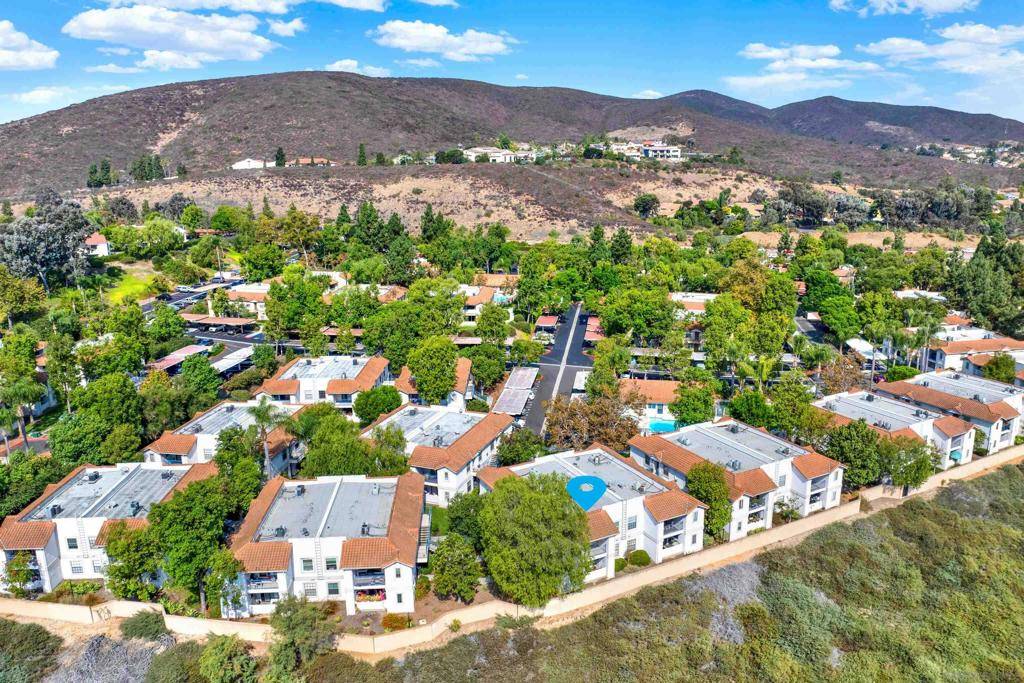 San Diego, CA 92129,10357 Azuaga St #208
