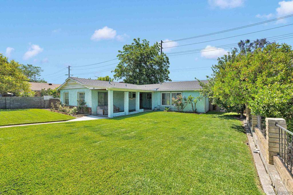 Pomona, CA 91767,1064 E E La Verne Ave