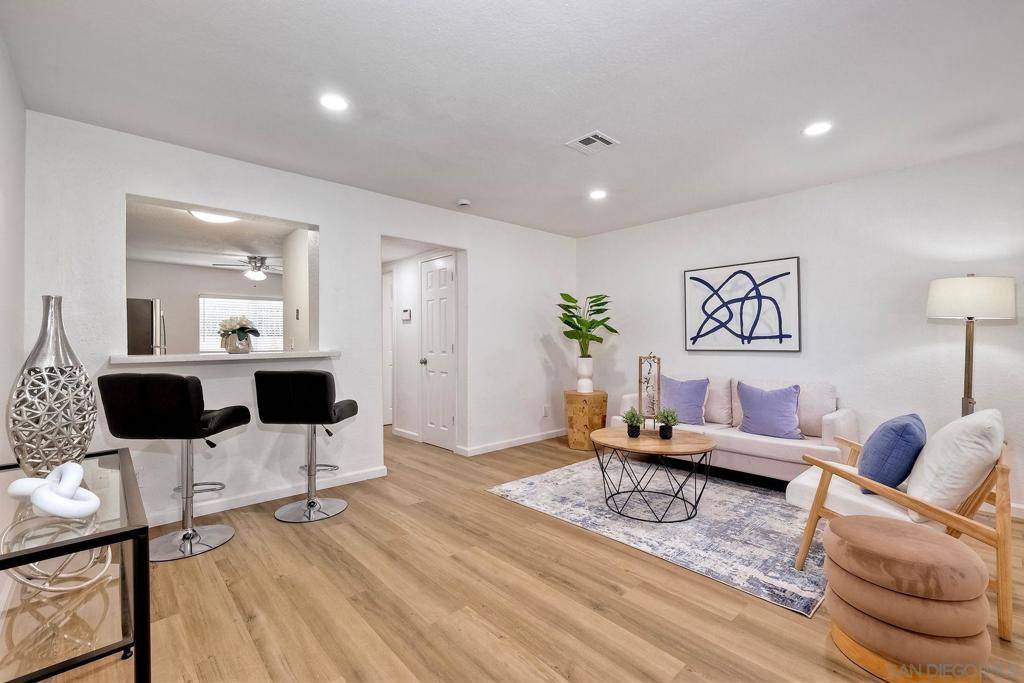 Imperial Beach, CA 91932,940 Calla Ave #4