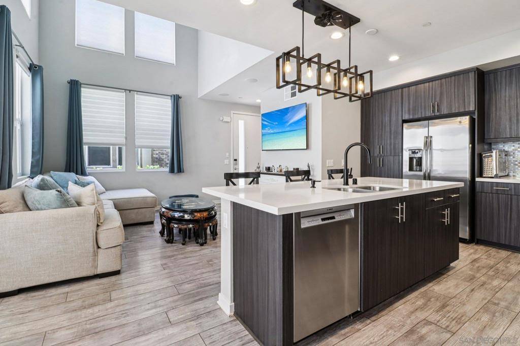 Chula Vista, CA 91915,2035 Element way