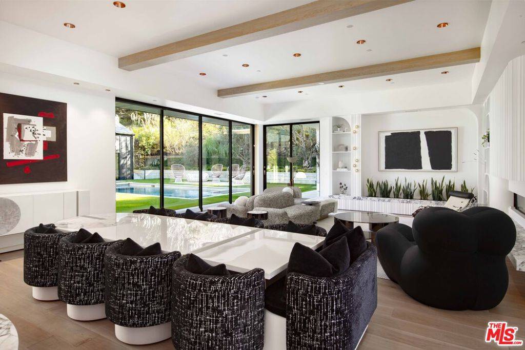 Santa Barbara, CA 93110,691 Via Trepadora