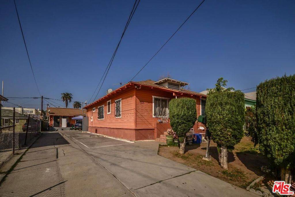 Los Angeles, CA 90006,1139 S Kingsley DR