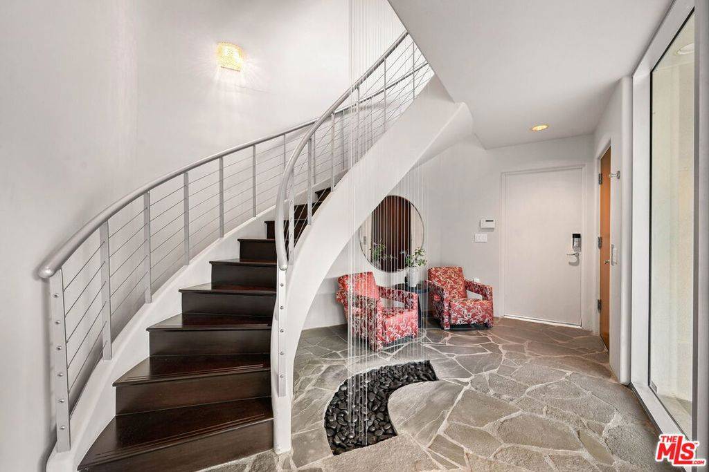 Malibu, CA 90265,28177 Rey De Copas LN