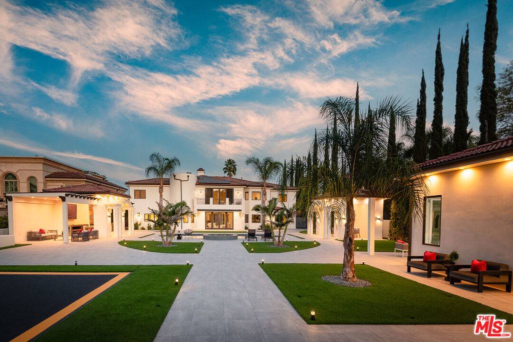 Tarzana, CA 91356,5349 Aura AVE