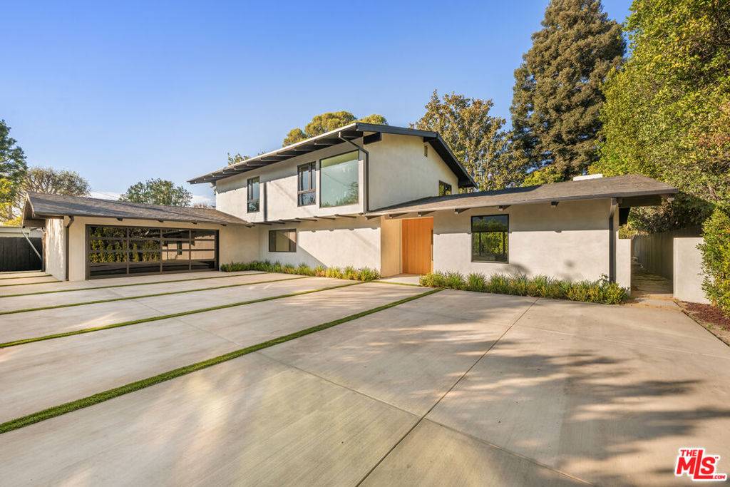 Sherman Oaks, CA 91423,12939 Addison ST