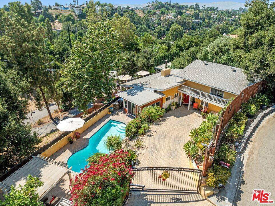Woodland Hills, CA 91364,21217 Golondrina ST