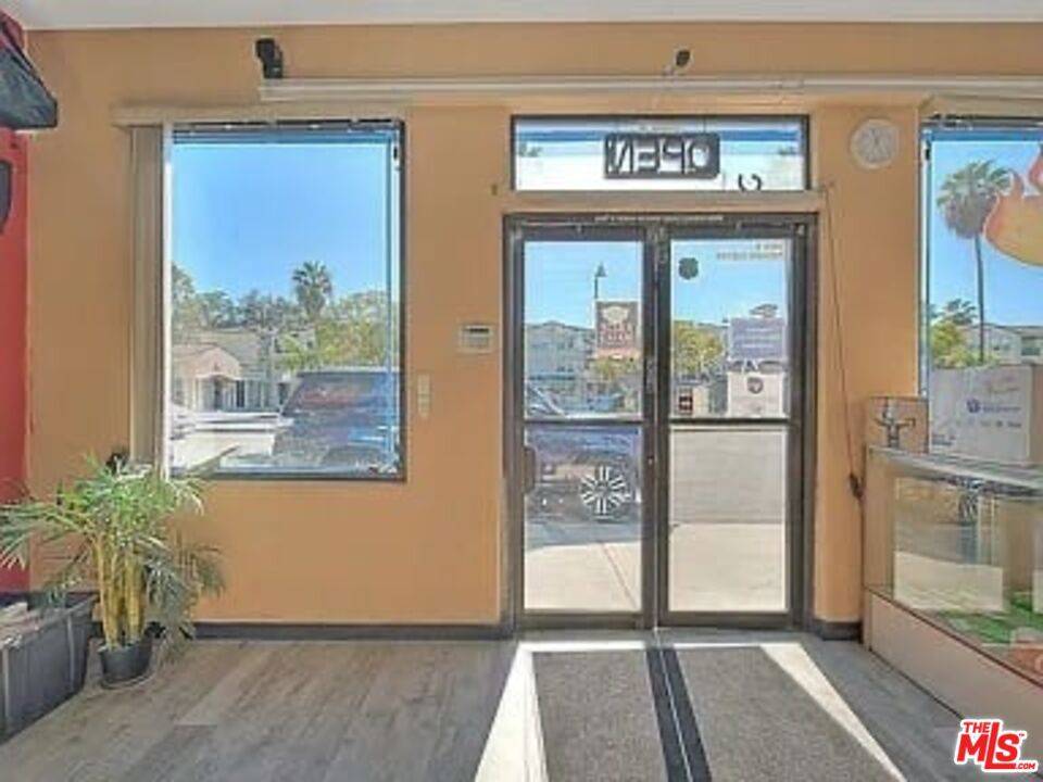 Montebello, CA 90640,2008 W Whittier BLVD