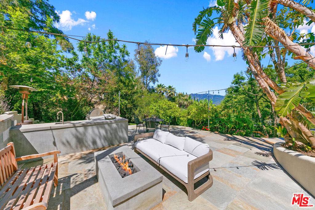 Malibu, CA 90265,1876 Lookout RD
