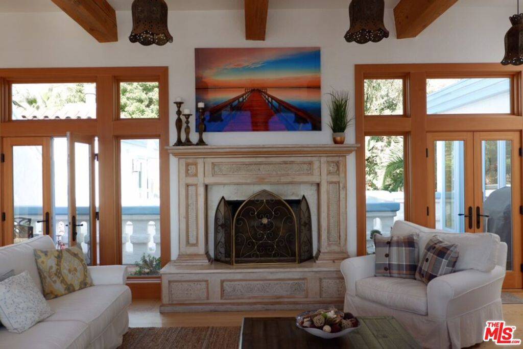 Malibu, CA 90265,31663 Broad Beach RD
