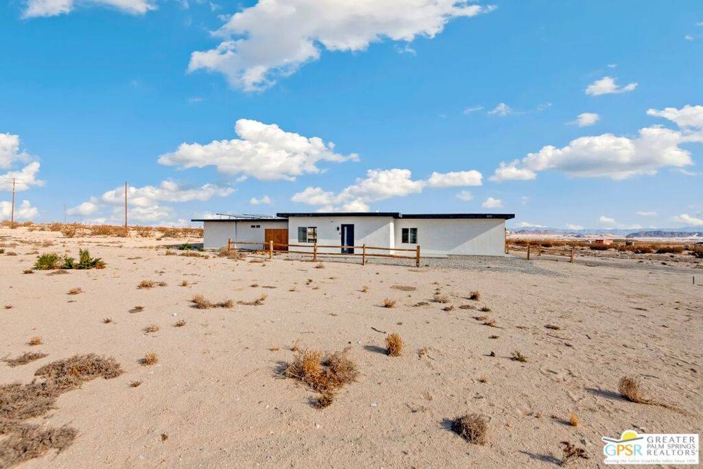 CA 92277,875 Lear AVE