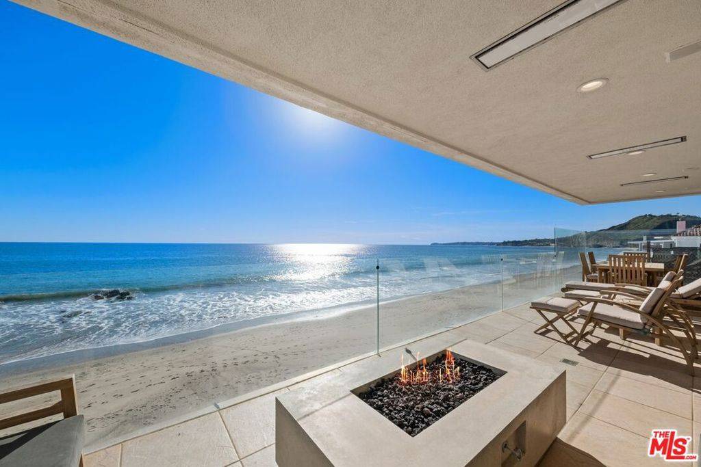 Malibu, CA 90265,25302 Malibu RD