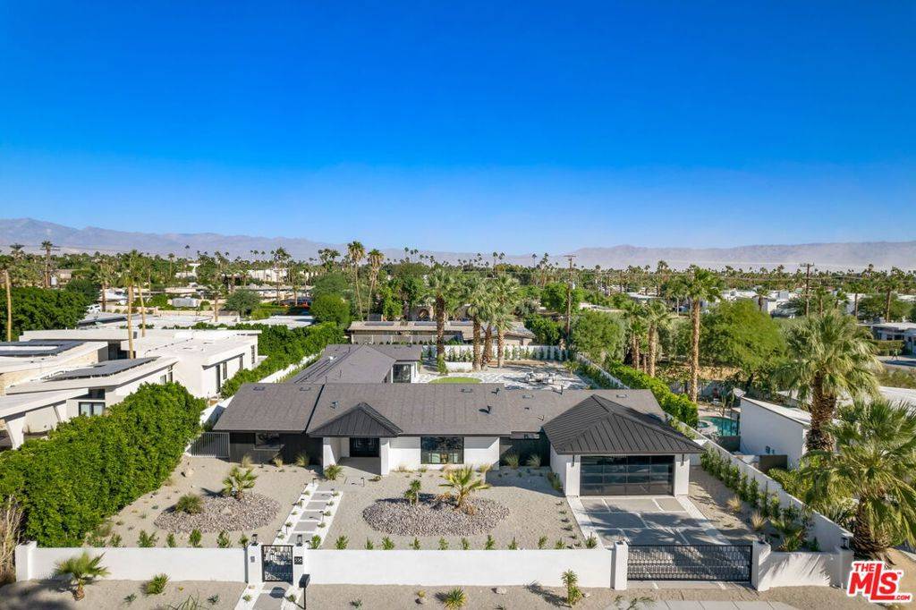 Palm Springs, CA 92262,538 E Miraleste CT