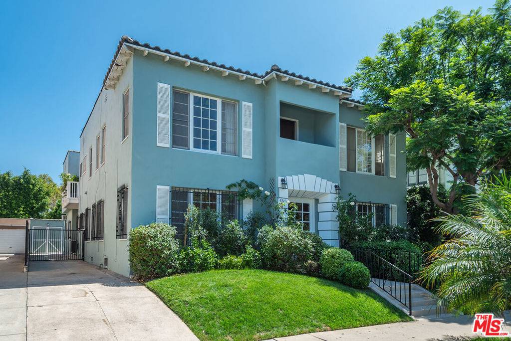 Los Angeles, CA 90036,924 S Orange Grove AVE