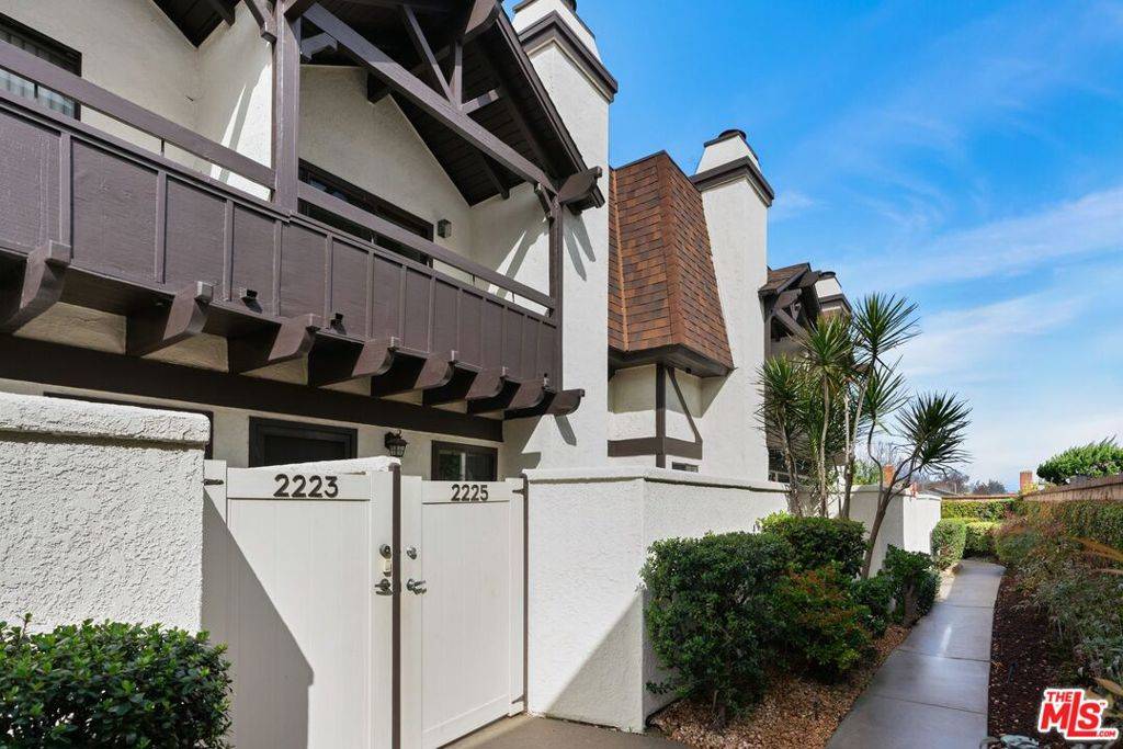 Torrance, CA 90504,2225 Artesia BLVD #5