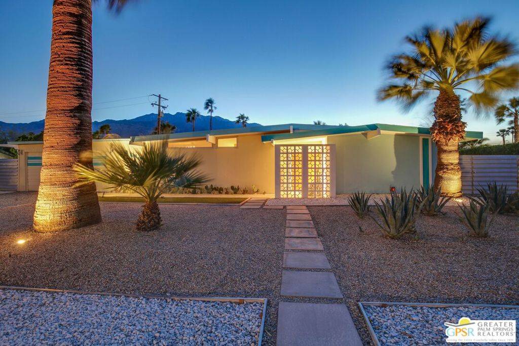 Palm Springs, CA 92262,2395 N Deborah RD