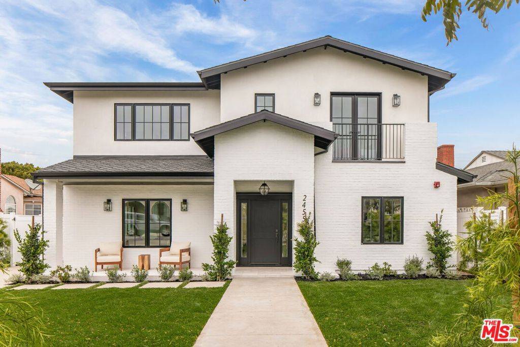 Santa Monica, CA 90405,2455 23rd ST