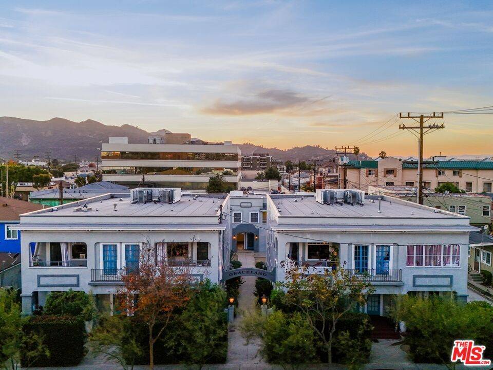 Glendale, CA 91203,107 N Columbus AVE