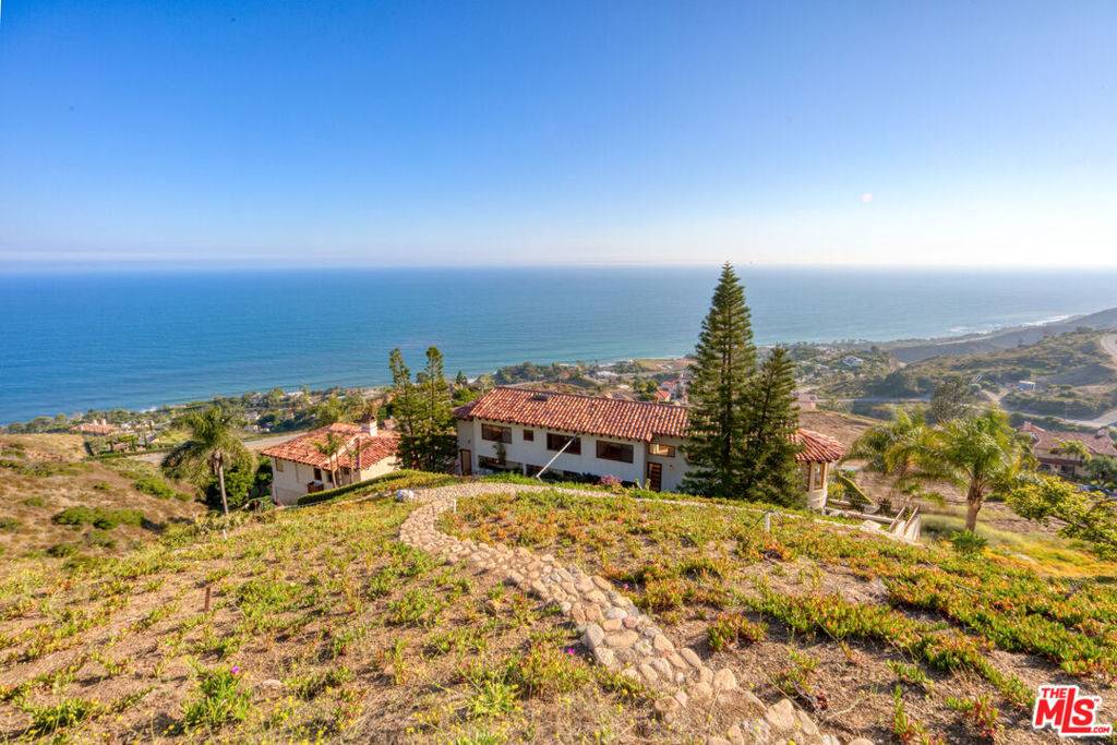 Malibu, CA 90265,4240 Avenida De La Encinal