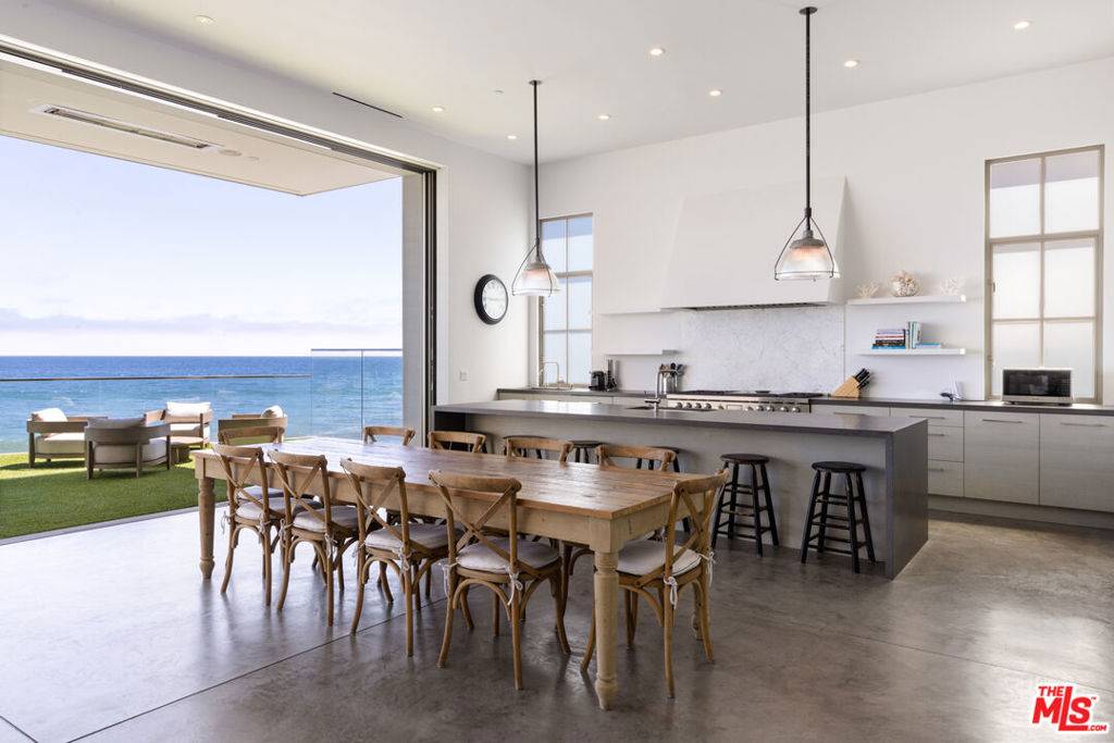 Malibu, CA 90265,23956 Malibu RD