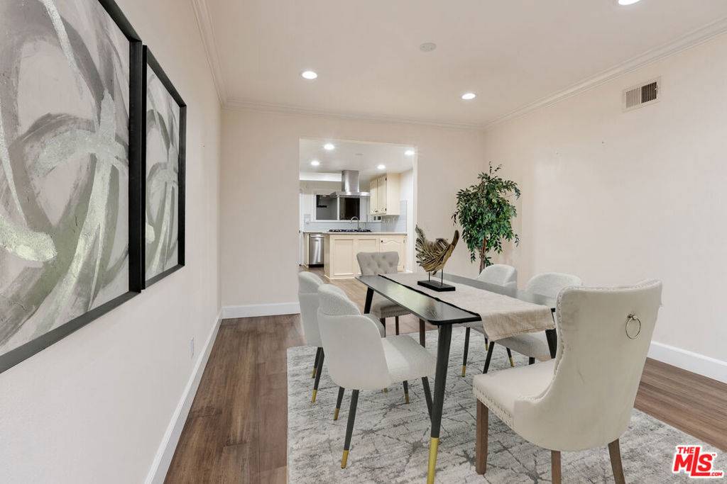 Westlake Village, CA 91362,4671 Club View DR