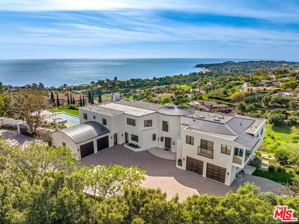 Malibu, CA 90265,27445 Winding WAY