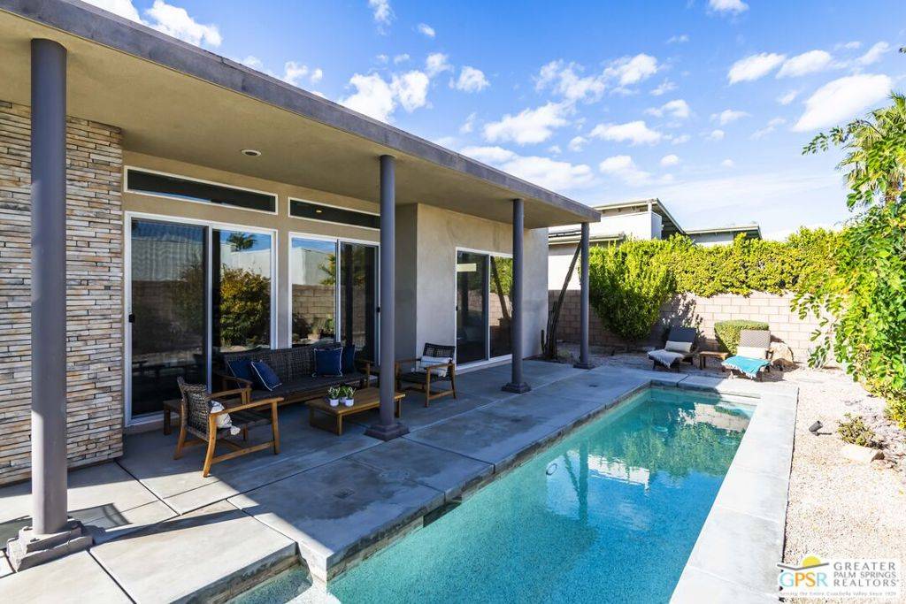 Palm Springs, CA 92262,684 Bliss WAY