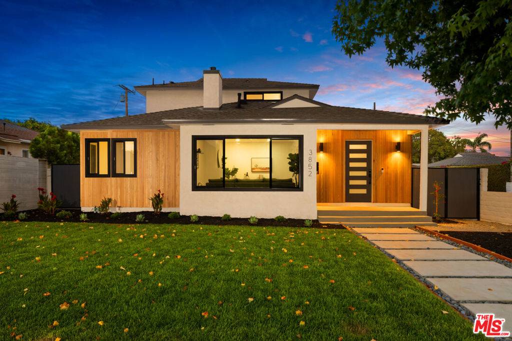 Los Angeles, CA 90066,3852 Bledsoe AVE