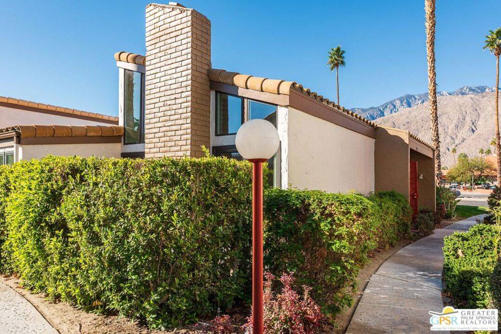 Palm Springs, CA 92264,572 S Sunrise WAY #24