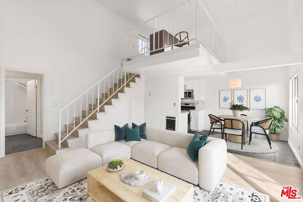 Santa Monica, CA 90405,1125 Pico BLVD #209