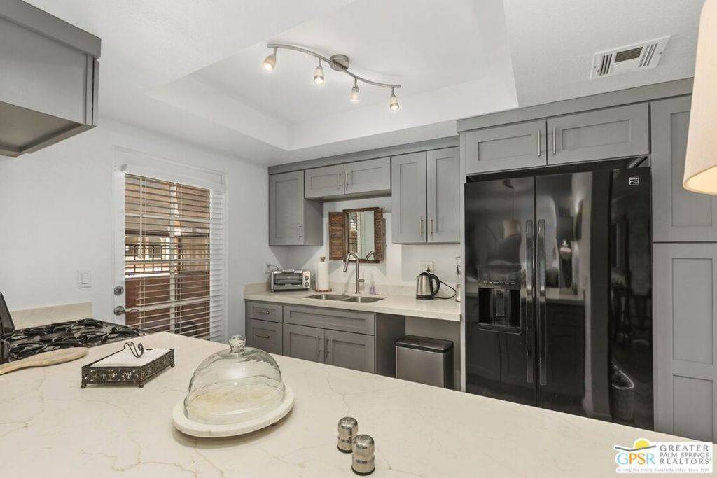 Palm Springs, CA 92262,400 N Sunrise WAY #166