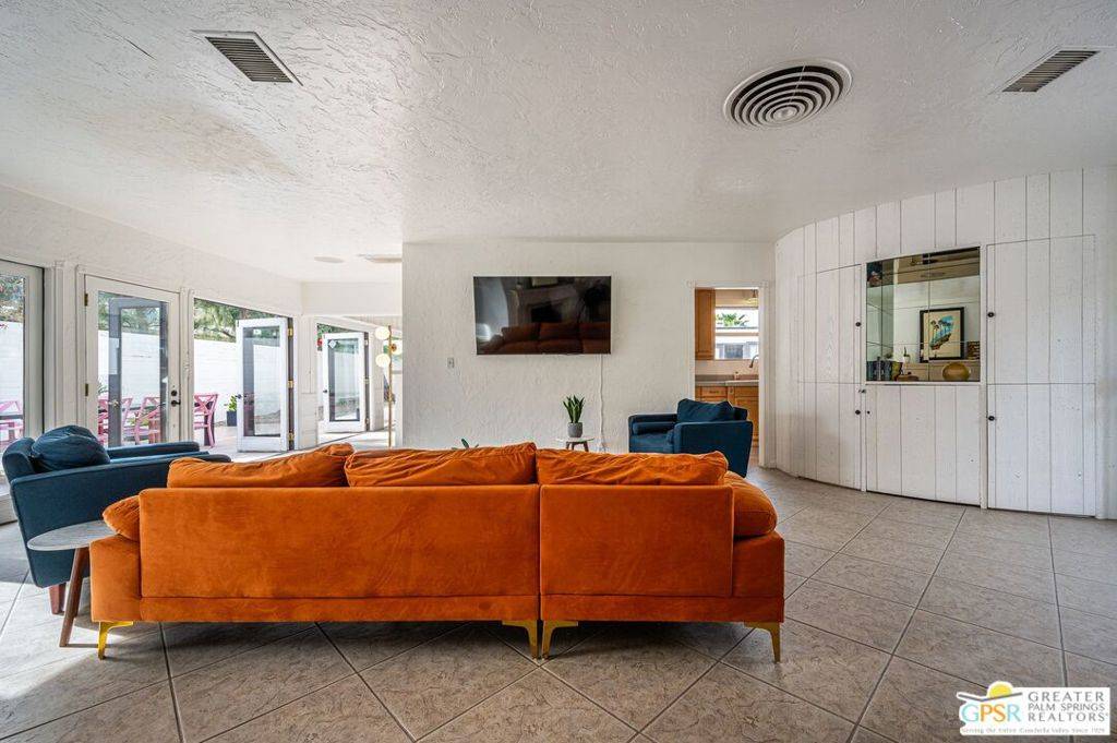 Palm Springs, CA 92262,165 W Santa Clara WAY