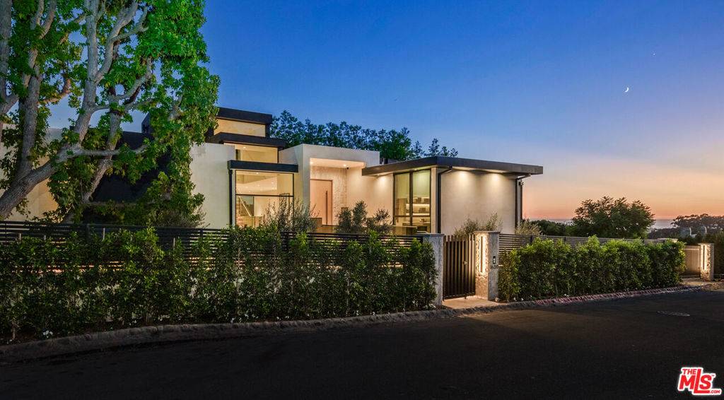 Pacific Palisades, CA 90272,1600 Casale RD
