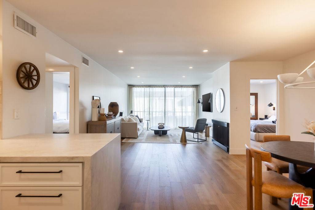 West Hollywood, CA 90046,1351 N Crescent Heights BLVD #316