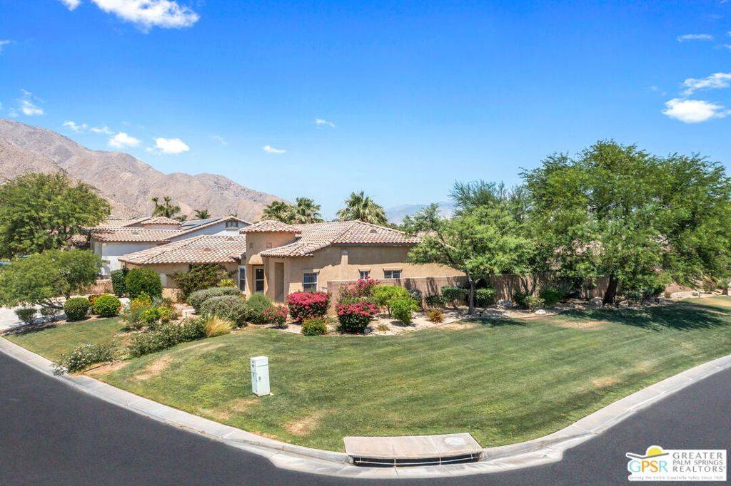 Palm Springs, CA 92262,902 Tierra LN