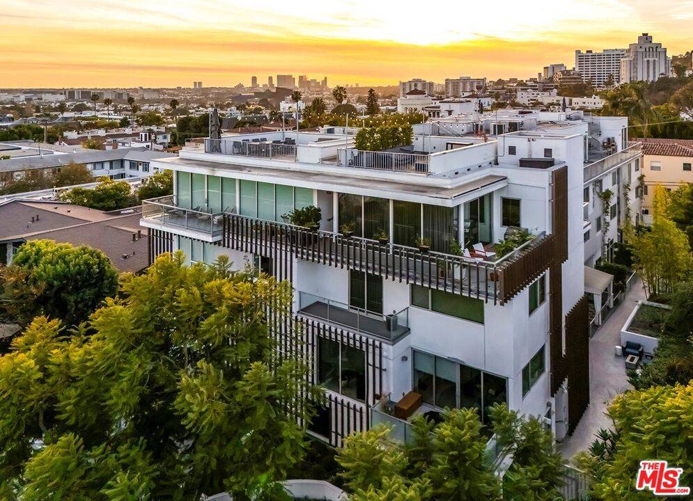 West Hollywood, CA 90046,1345 Havenhurst DR #13