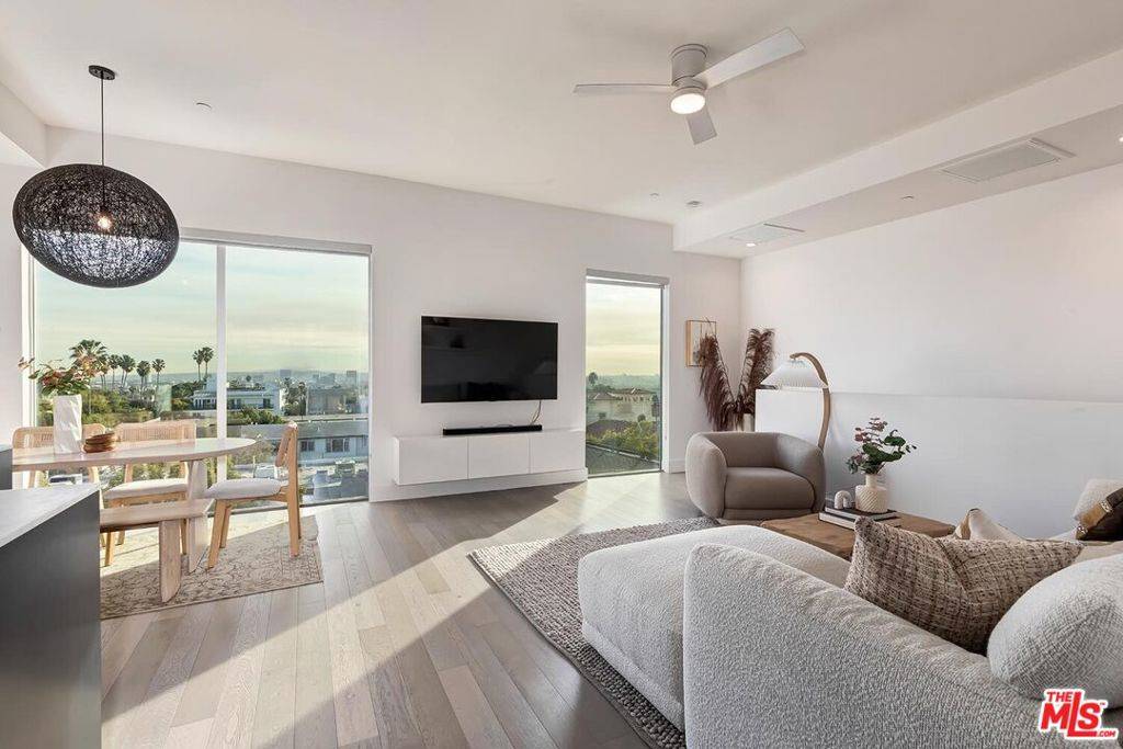 West Hollywood, CA 90046,1345 Havenhurst DR #13