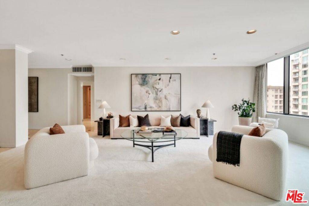 Los Angeles, CA 90024,10724 Wilshire BLVD #1205